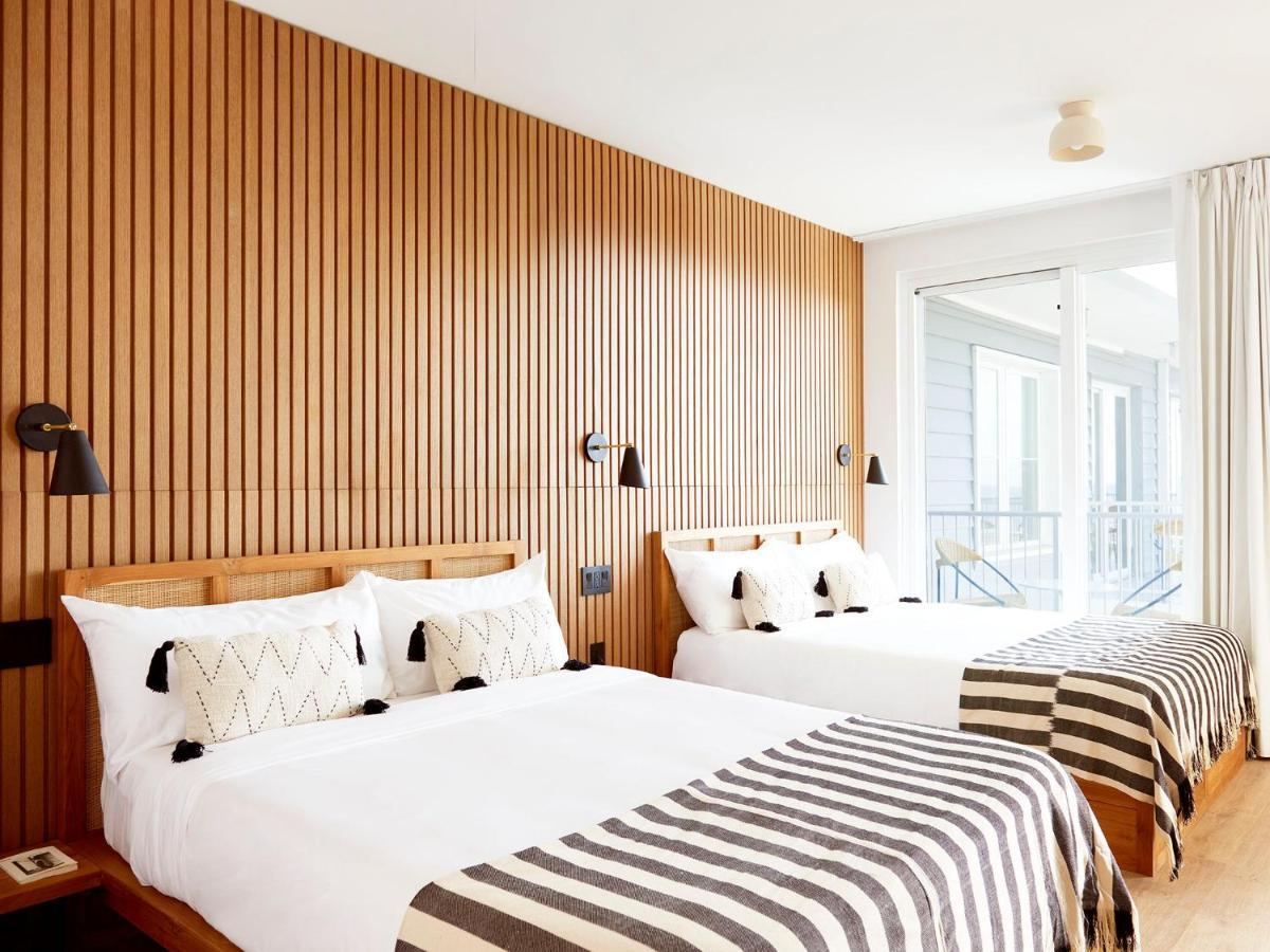 The Rockaway Hotel New York City Exterior photo