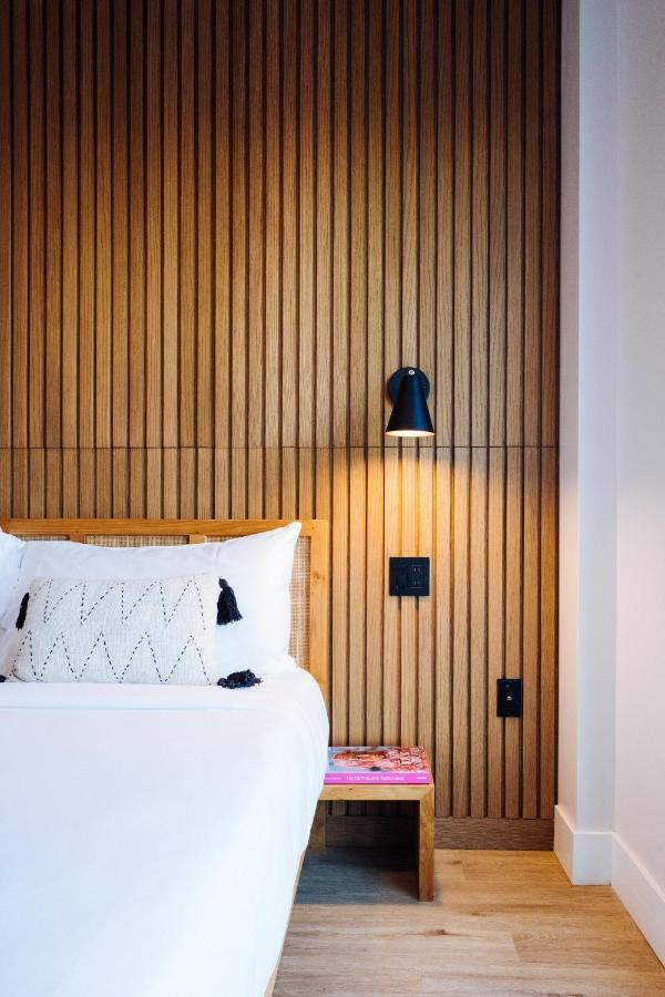 The Rockaway Hotel New York City Exterior photo