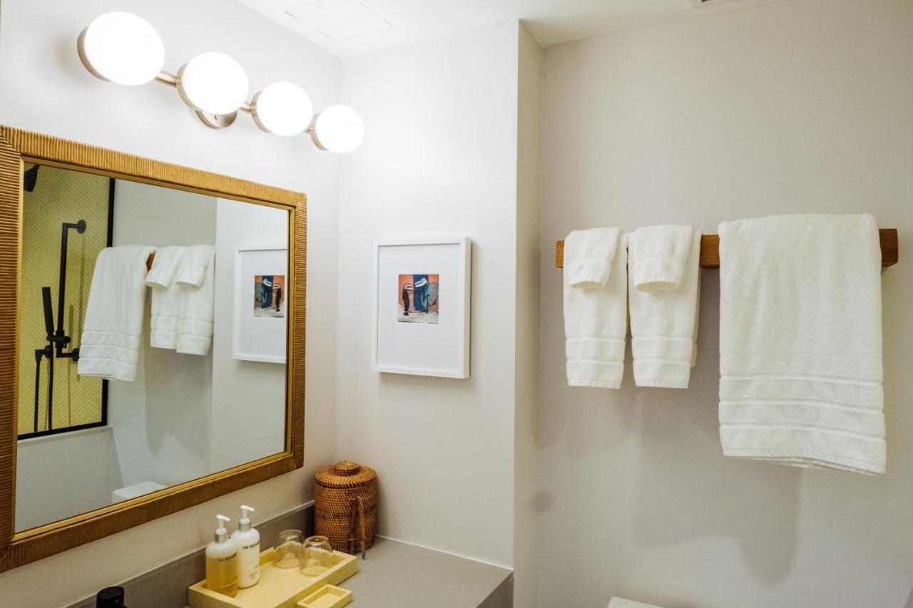 The Rockaway Hotel New York City Exterior photo
