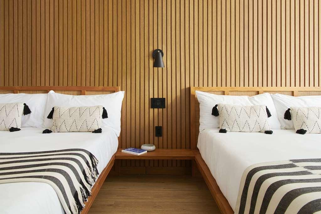 The Rockaway Hotel New York City Room photo